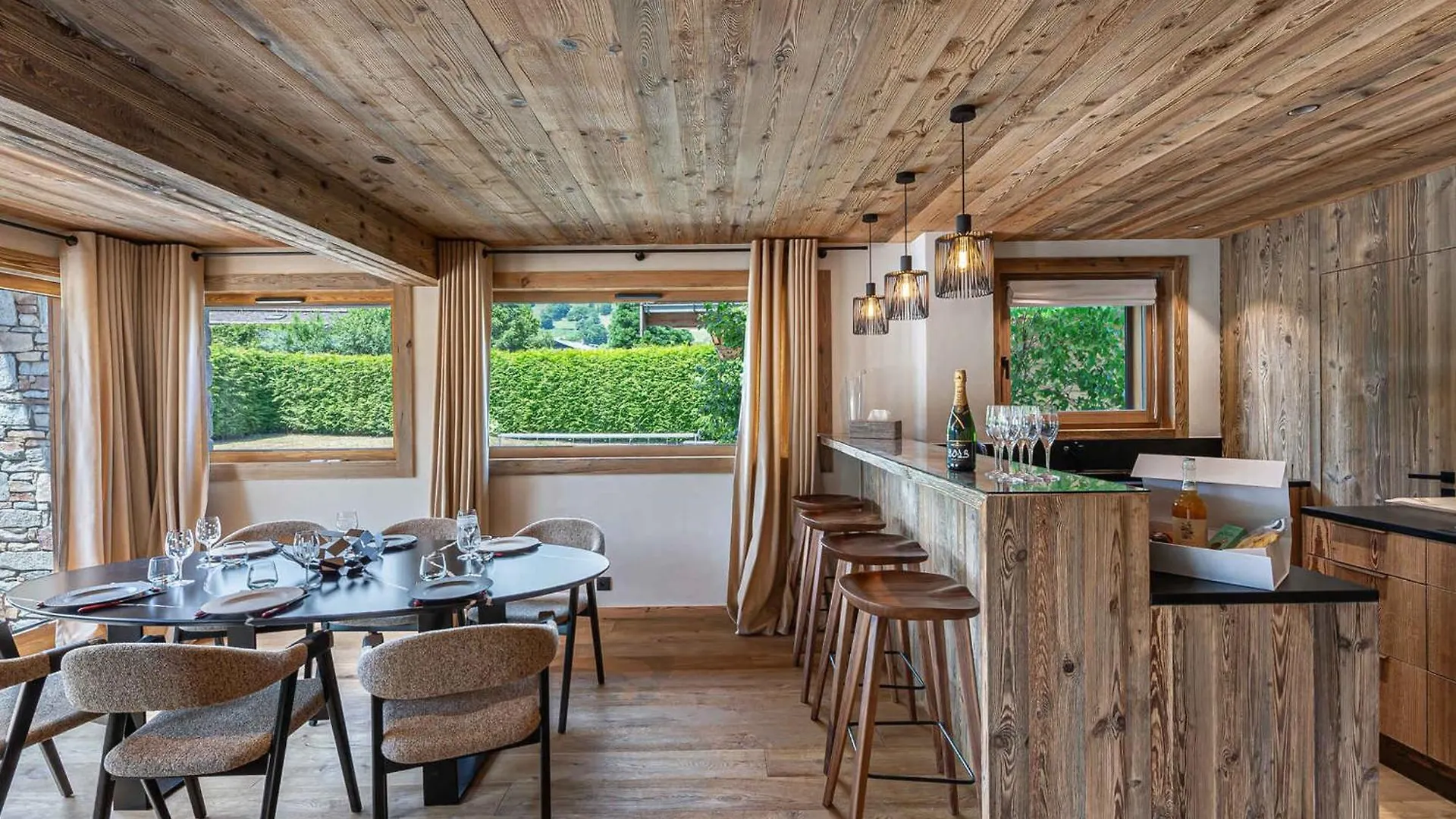 Chalet De Luxe Avec Piscine Et Espace Jeux, Proche Centre De Megeve - Fr-1-569-140 France